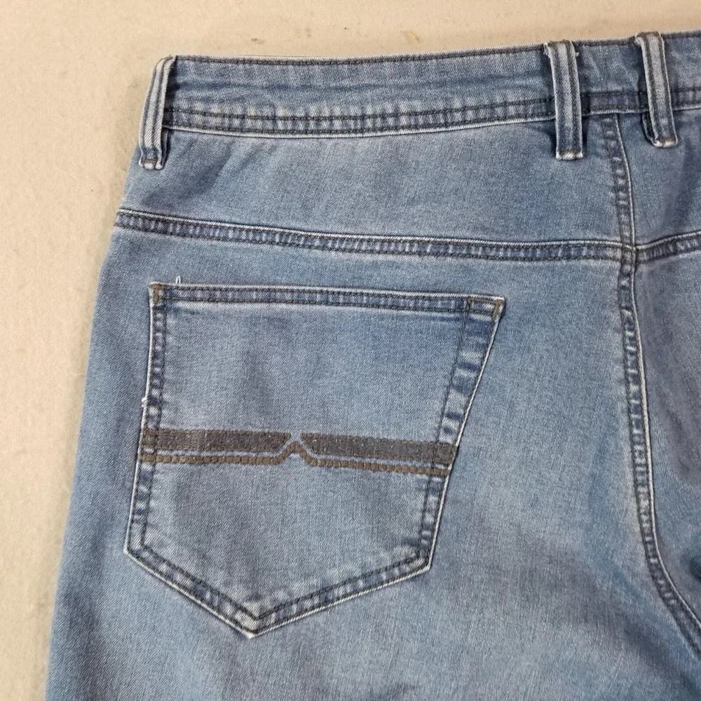 Buffalo David Bitton jeans mens 38 x 30 Axel slim straight blue flex denim pants
